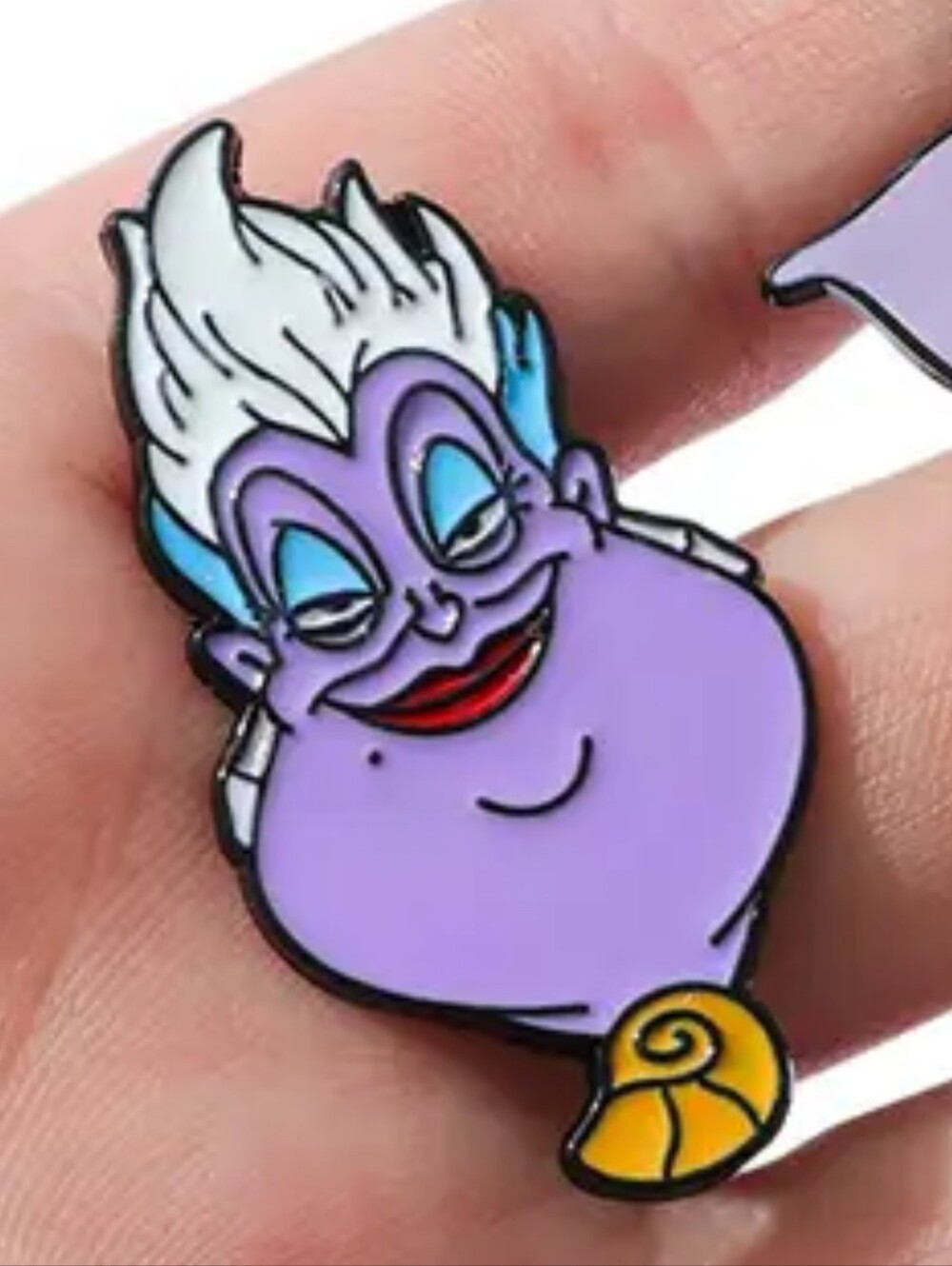 2$ Add On⭐ Ursula's Face Pin